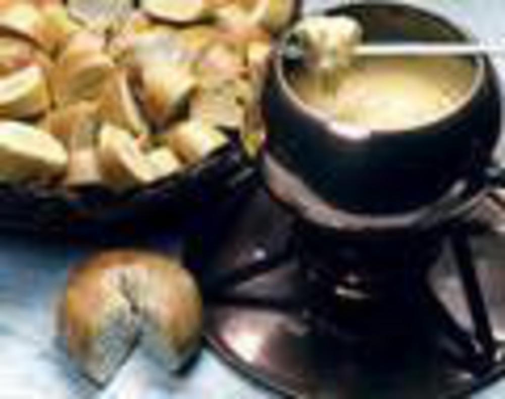 Two cheese fondue