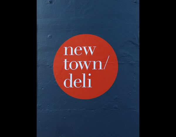 New town deli restaurant sign
