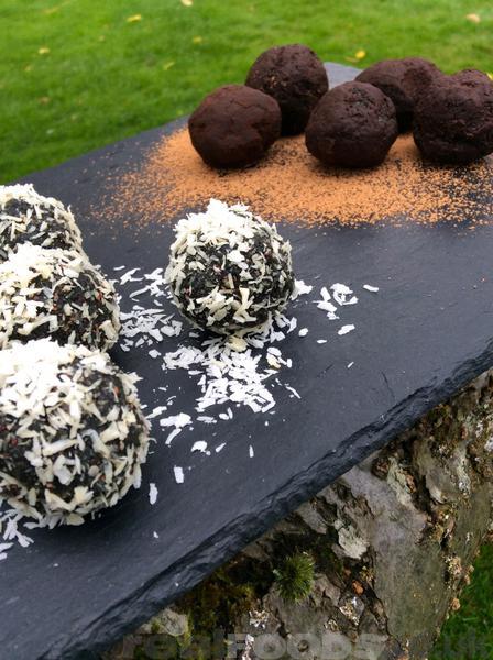 Raw Vegan Snack Spirulina Cacao And Coconut Energy Balls Recipe
