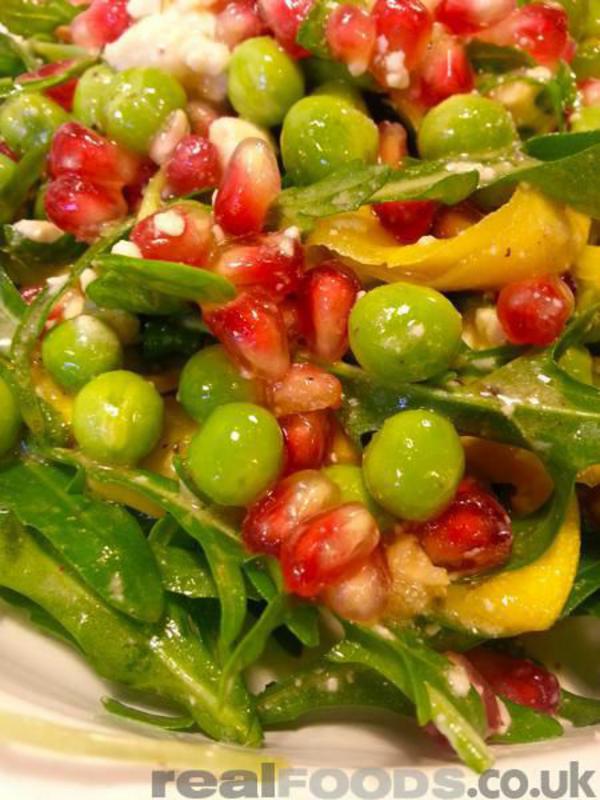 Raw-Fresh-Courgette-Peas-Salad